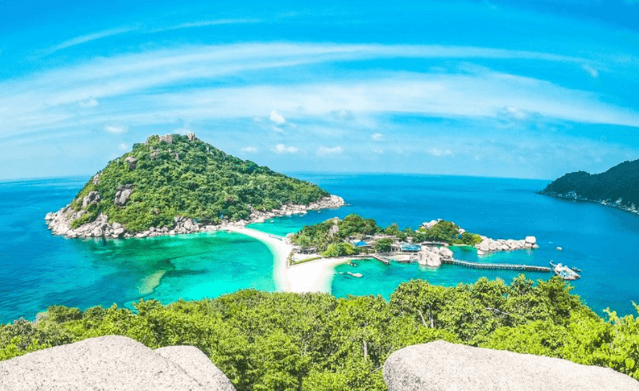 Koh Nang Yuan - one of the best places to visit in Thailand in June
