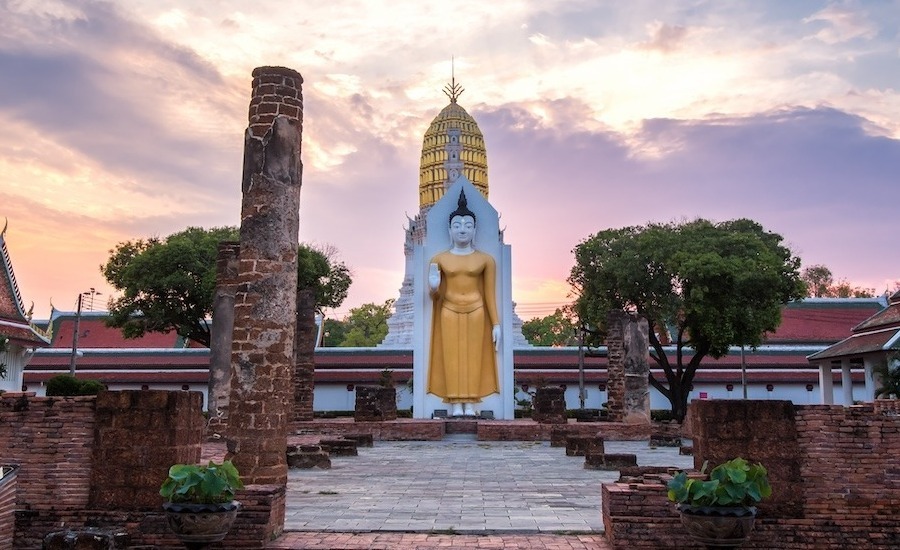 Travellers can visit Phitsanulok at any time of the year