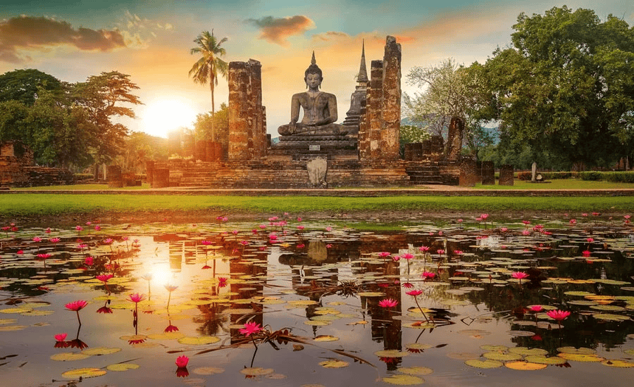 Wat Mahathat in the Sukhothai Historical Park, top attractions in Thailand in September