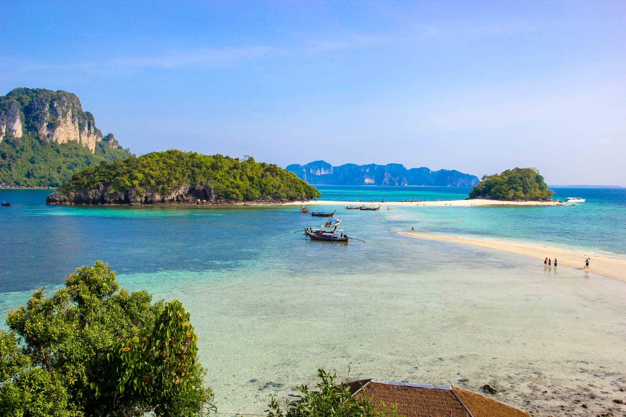 Chicken Island and Tup Island fea